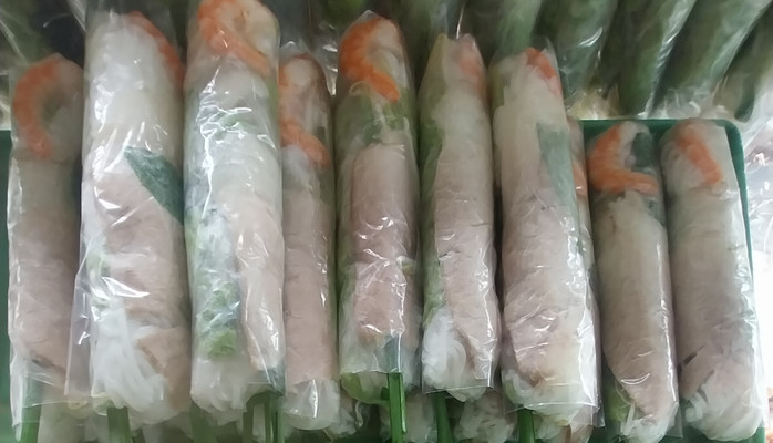 Phú Dân - Gỏi Cuốn, Bún Nem Nướng & Hột Vịt Lộn - Nguyễn Văn Cánh