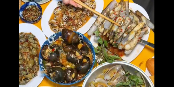 ỐC CAY HÀ NỘI - 147 PHAN ĐĂNG LƯU