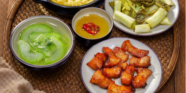 Cơm Đảo Ba Chỉ - 23 Lê Ngọc Hân