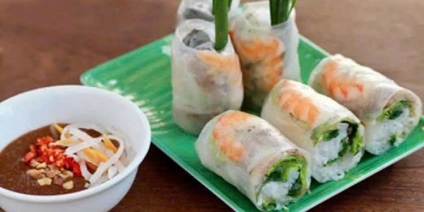Phú Dân - Gỏi Cuốn, Bún Nem Nướng & Hột Vịt Lộn - Nguyễn Văn Cánh