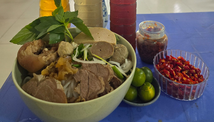Osen Xứ Vạn - Bún Bò & Phở Bò - Khu Phố An Thuận B