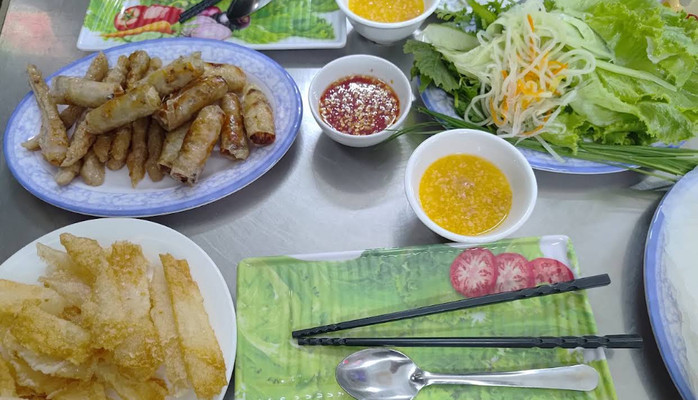 Quán Nem 51 - Nem Nướng - Trần Phú