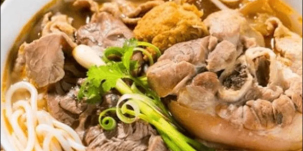 Bún Bò Huế Cố Hương
