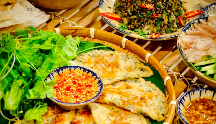 Bếp Má Dung Quảng Ngãi - Phạm Văn Chiêu