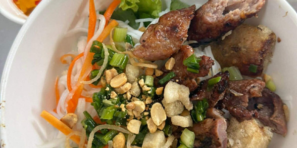 Bún Thịt Nướng - Chung Cư Nhà Cháy