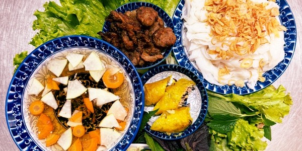 Bếp Từ Tâm - Bánh Cuốn & Bún Chả Gia Truyền