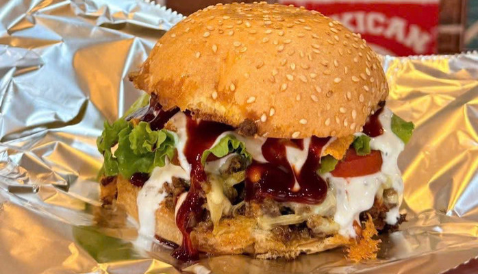 Mechillin - Burrito, Burger & Nachos - Phố Dương Lâm