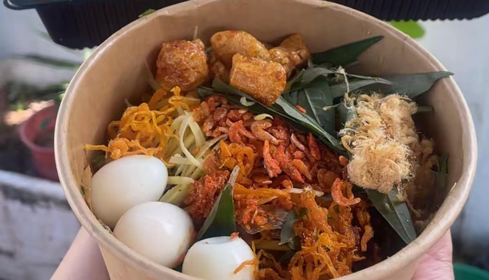 CÔ 2 HIỀN - Bánh Tráng Trộn Và Bánh Tráng Cuốn Sốt Các Loại - 28 Hàm Nghi