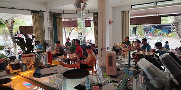 KIM COFFEE - 129 TRẦN ĐÌNH TRI