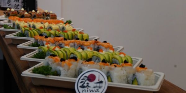 NIWA SUSHI - Cộng Hoà