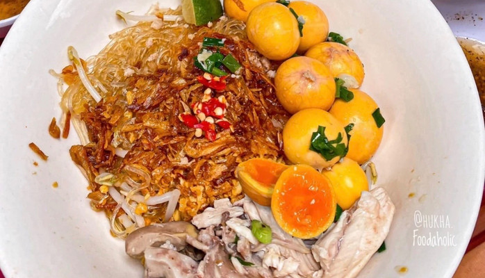 Hủ Tiếu Gà - Mợ 2 - Đường Số 13