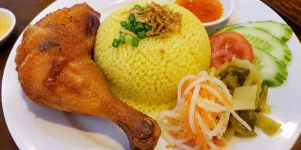 Cơm Gà Eakar 52