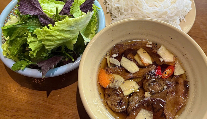 Bún Chả Hà Nội Xưa 5 Công Minh - Bún Chả & Bánh Cuốn Chả - 216 Tuệ Tĩnh