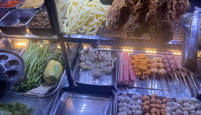 Ăn Là Mee Duyên - Bánh Trứng Cút Chiên Bơ - Nguyễn Văn Linh