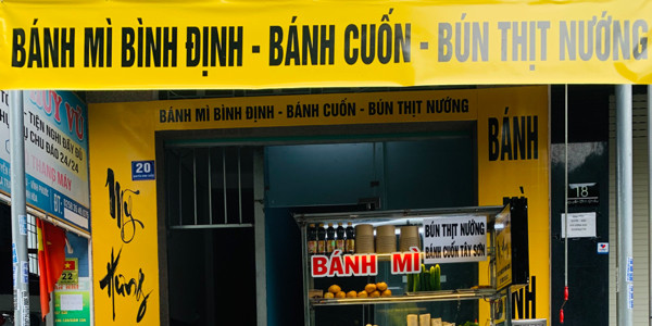 Bánh Mì Bình Định Mỹ Hưng & Bánh Tráng Trộn Bà Tư