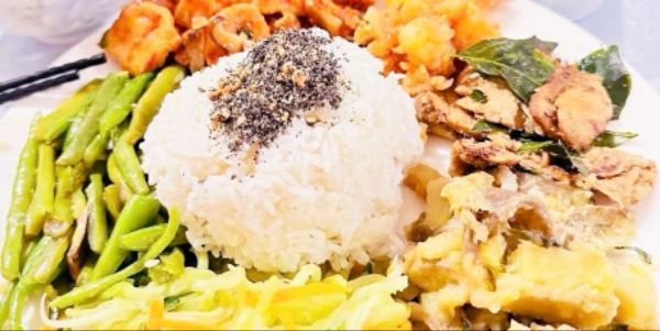 Cơm Chay Hạnh Phúc - 7 Ngõ 62 Đông Thắng
