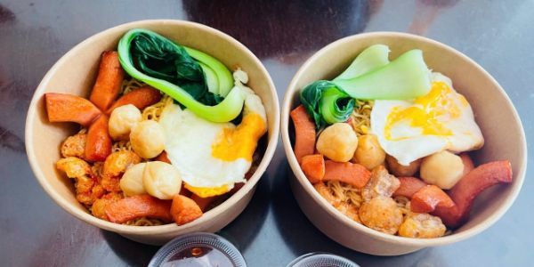 Mì Trộn, Chân Gà & Cơm Cuộn - Tiệm Ăn Ngon BÀ TIÊN - 110 /10 Lê Thành Phương