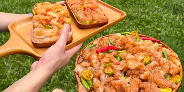 SỨA NGÂM MẮM NHĨ - SƯƠNG SÔNG