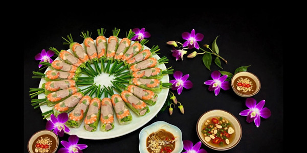 Bếp Nguyệt Thanh Food & Drink - 205/10B Bạch Đằng