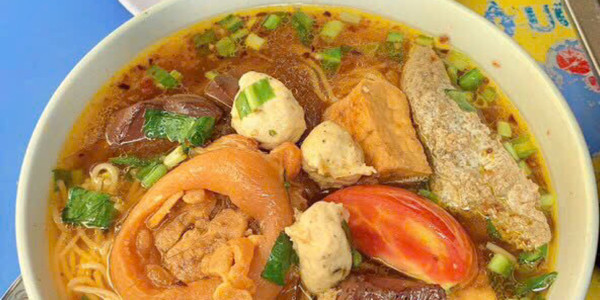 Bánh Mì Bò Kho, Bún Riêu & Canh Bún - Quán Cô Sang