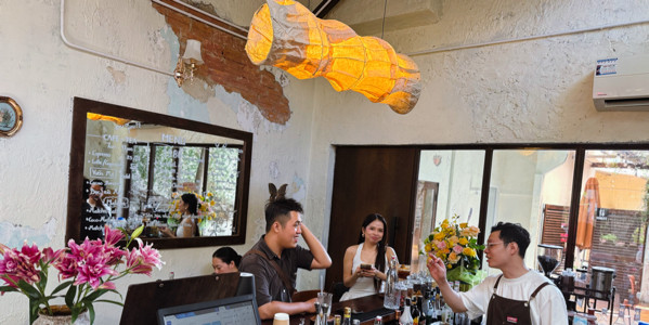1980’s Cafe & Pub - Trần Quang Diệu