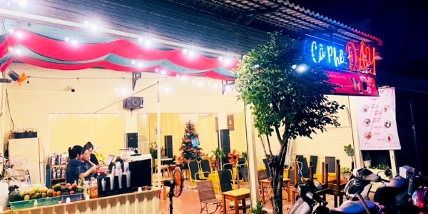 Đây Coffee & Sinh Tố - 83/4 Thoại Ngọc Hầu