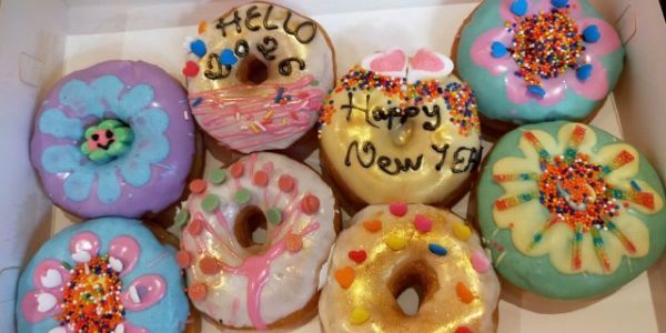 Q Donuts - Bán Donut Ngọt Mặn - Nguyễn Tri Phương 