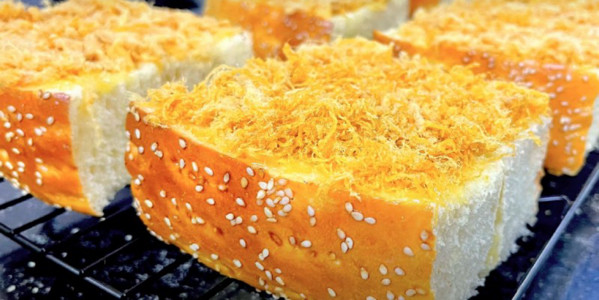 Ngọc Vy - Bánh Mì - Ngô Quyền