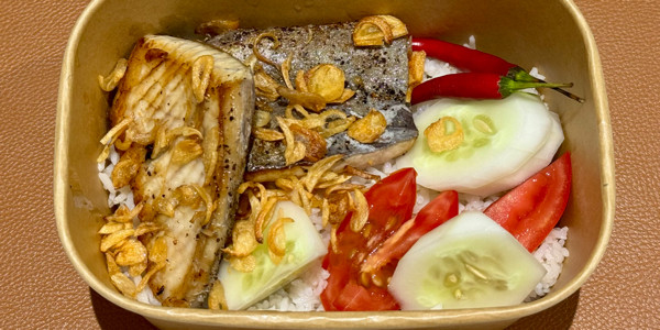 Cơm Nhà Bếp ỦA EM - Nguyễn Đức Thuận