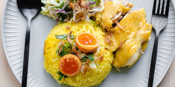 Cơm Gà Minh Châu 2