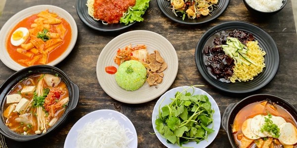 Kimchi Dì Ni Huế - 51 Ông Ích Khiêm