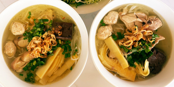 Matcha Latte, Cà Phê & Bún Măng Gà - 442 Bình Giã