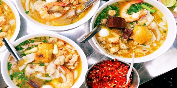 Bánh Canh Cua - Chị Hằng