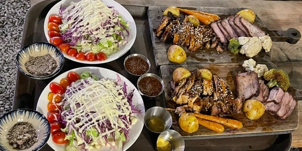 Khói Bistro - 10 Lê Phụng Hiểu