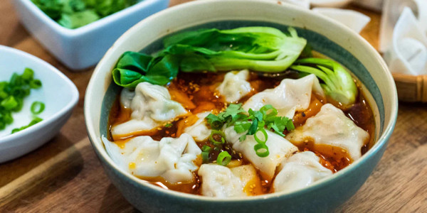 A Quẩy - Hoành Thánh, Mì Khô Xá Xíu & Hủ Tiếu Bò Viên - 34 Trần Mai Ninh