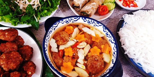 Bún Chả & Bún Cá - Món Ngon Hà Nội