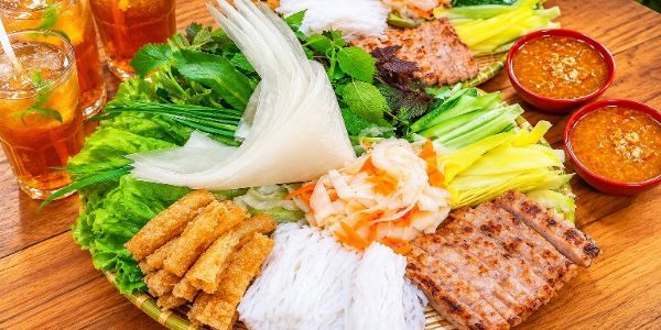 Mỳ Cay 7 Cấp Độ & Nem Nướng Nha Trang - Lê Quang Đạo