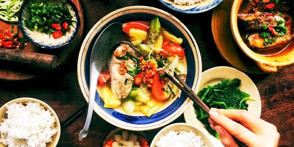 Cơm Nhà Miền Tây