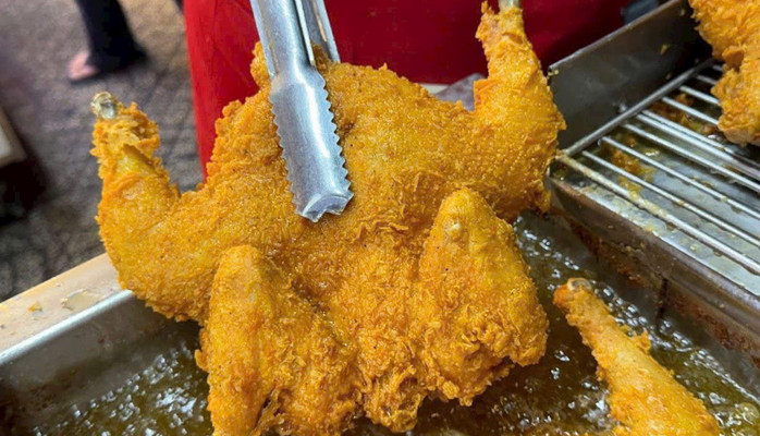 Hải Fkt - Gà Rán, Ăn Vặt  & Ăn Đêm - Đường 11 Chợ Phú Chánh A