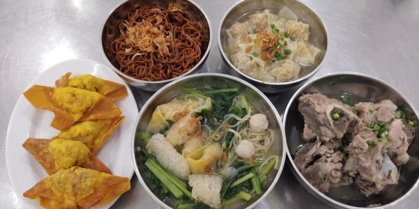 Sủi Cảo Hà Tôn Quyền - 105/69A Lê Lợi
