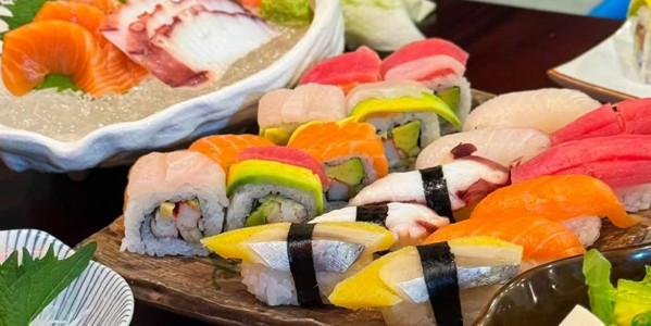 Cơm Kiểu Nhật - Cơm Bento & Sushi