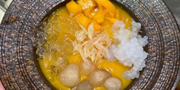 DOUDOU - Tiệm Chè Người Hoa