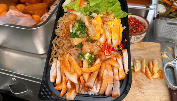 Tiệm Cơm Nhà Sh - Cơm - Trần Văn Cửu