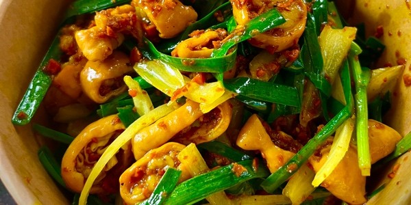 Vàng Chanh - LÒNG XÀO NGHỆ - Ánh Sáng