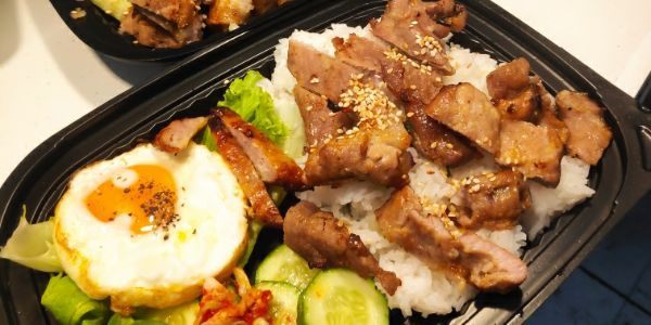Mè Rang Khói - Cơm, Bún Thịt Nướng & Cơm Cuộn