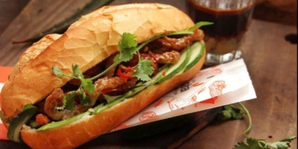 Bánh Mì chả, thịt & Ăn Vặt Bánh ngọt  - 1186  Nguyễn Trung Trực