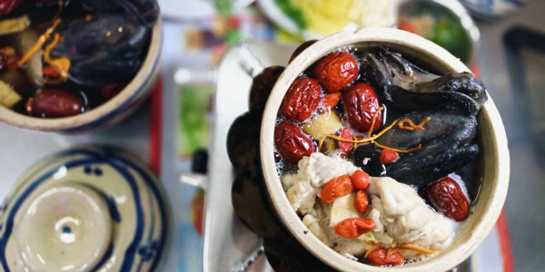 Gà Tiềm Tiến Ký