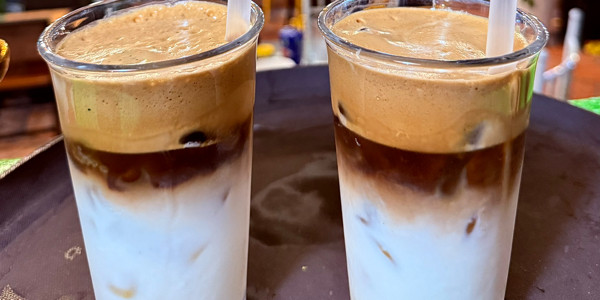 Nước Ép, Sinh Tố & Cafe 68