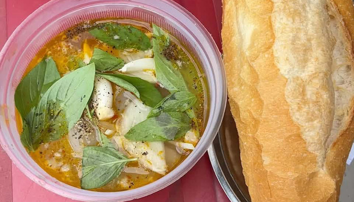 CÔ BA CHÂU - BÁNH MÌ XÍU MẠI CHÉN ĐÀ LẠT - 56 Trần Nhân Tông