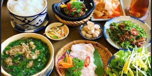 Cơm Phần Bình Dân Hello - Vườn Lài